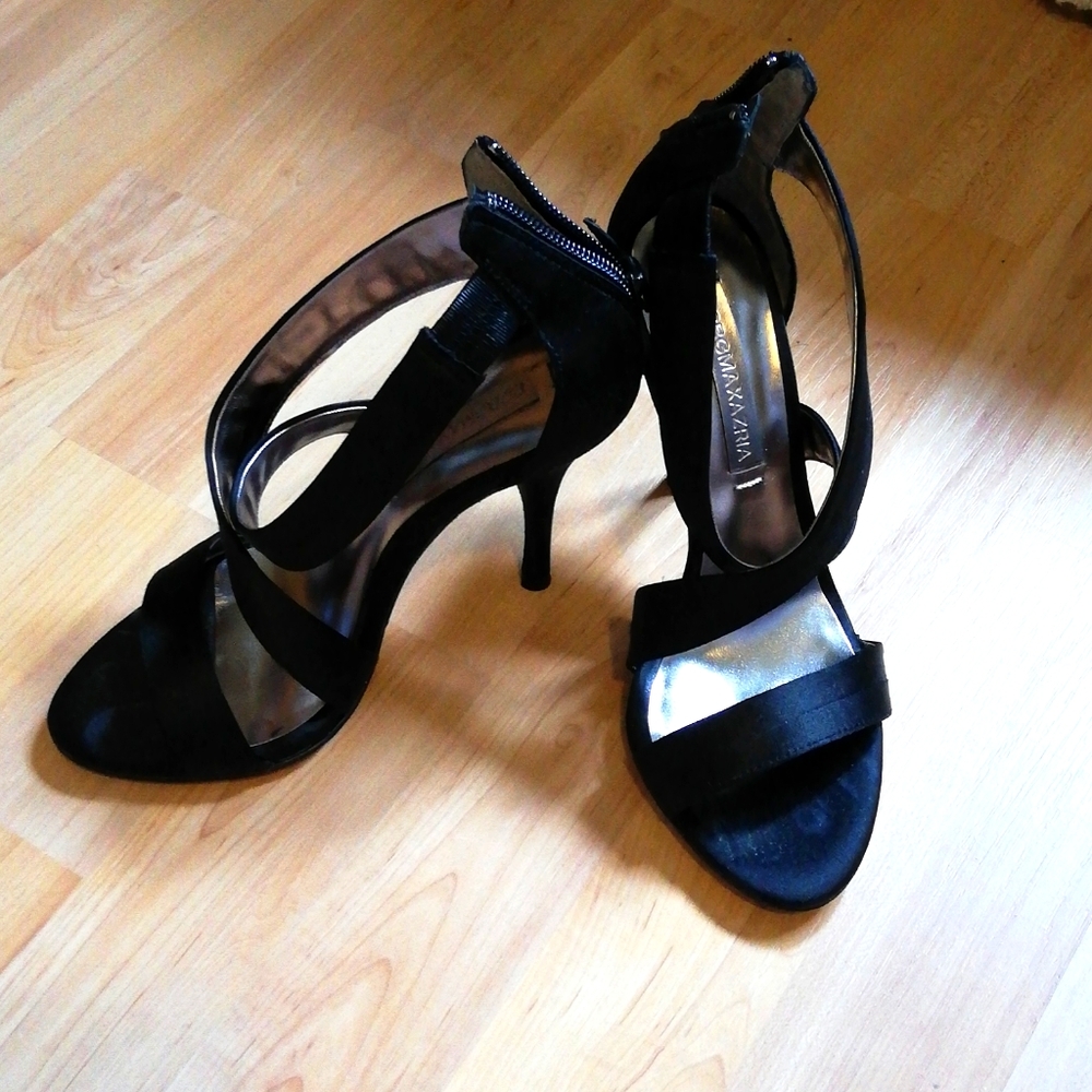 BCBG satin heels